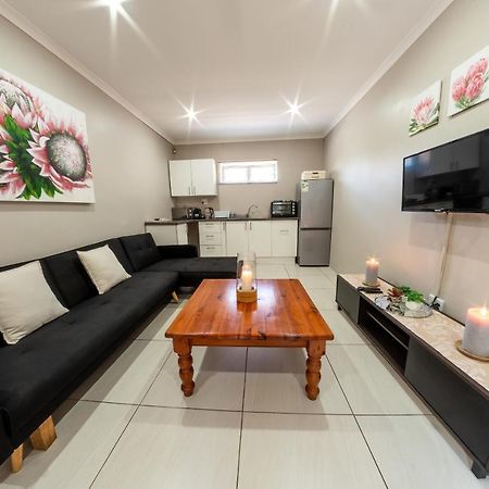 Faraway Lodge Westville Экстерьер фото