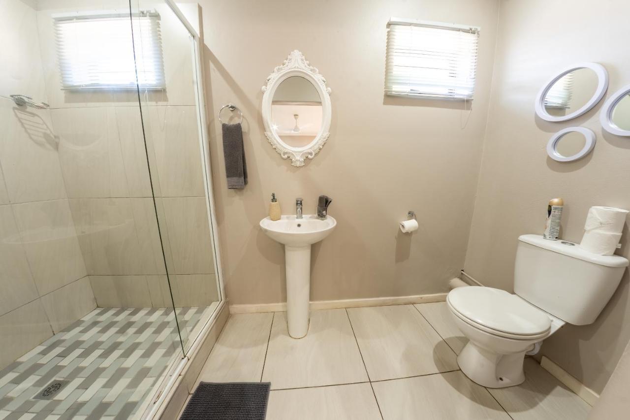 Faraway Lodge Westville Экстерьер фото